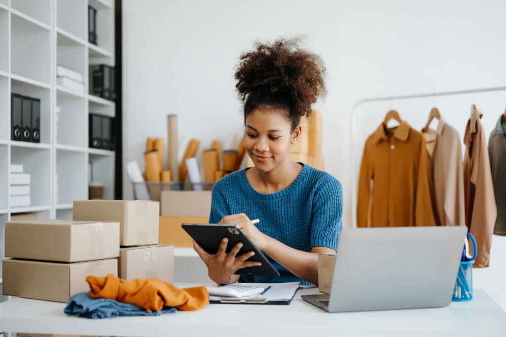 Como Vender Online: Plataformas e Estratégias para Iniciantes